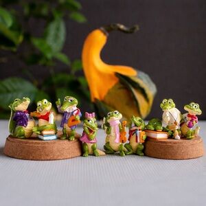 Complete Collection of 1991 Ferrero Kinder Surprise Crocodile Figurines